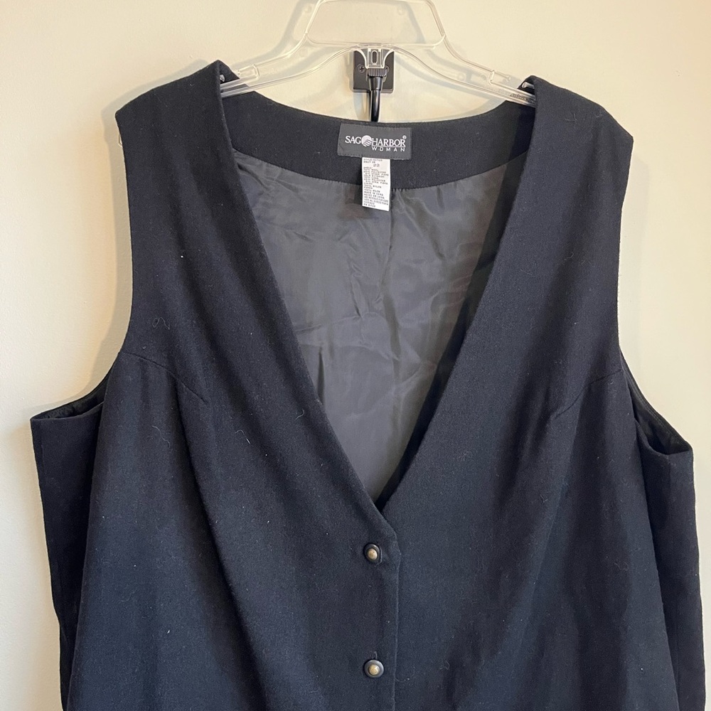 SAG HARBOR Black Sleeveless Button-Down Dress with Pockets - Picture 2 of 5